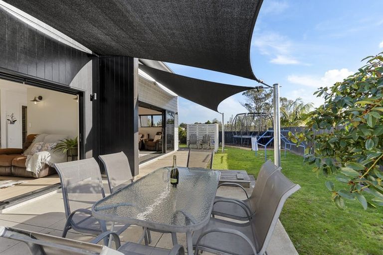 Photo of property in 23 Dreaver Drive, Waitara, 4320