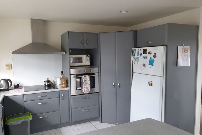 Photo of property in 12 Black Teal Close, Unsworth Heights, Auckland, 0632