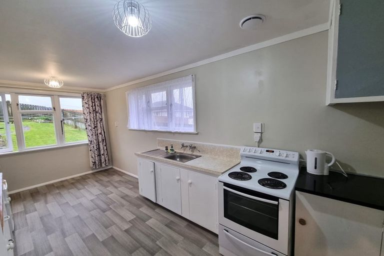 Photo of property in 10 Churchill Crescent, Tawhero, Whanganui, 4501