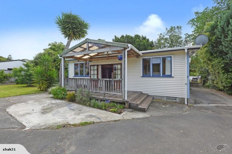 Photo of property in 2 Somme Road, Silverstream, Upper Hutt, 5019