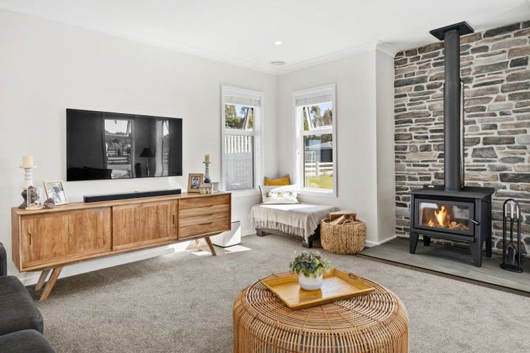 Photo of property in 9 Kanuka Grove, Kinloch, Taupo, 3377