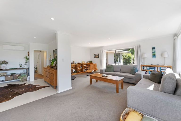 Photo of property in 25 Zephyr Terrace, Governors Bay, Lyttelton, 8971