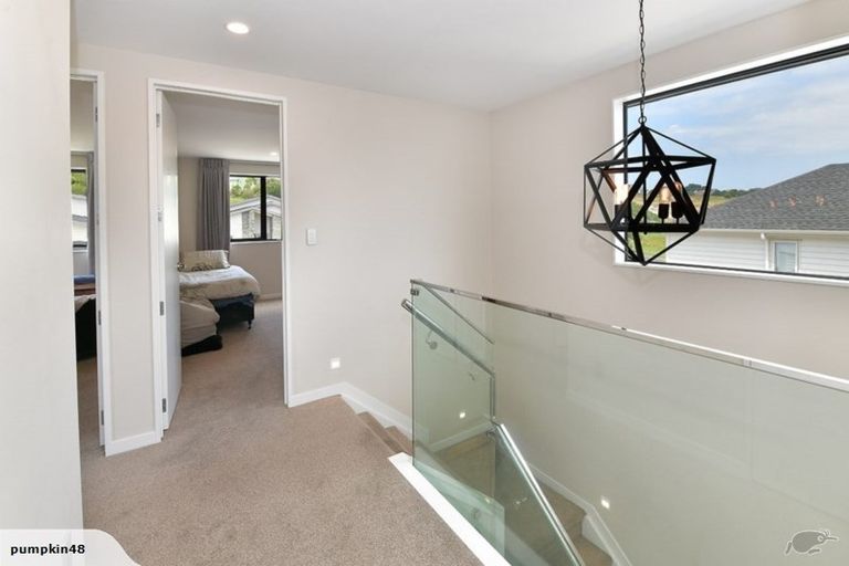 Photo of property in 18 Kaipuke Crescent, Gulf Harbour, Whangaparaoa, 0930