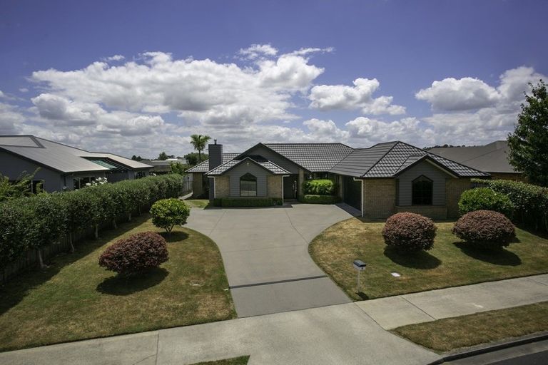 Photo of property in 4 Twin Willow Close, Cambridge, 3434