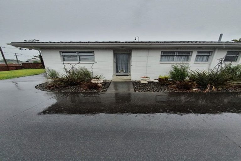 Photo of property in 1/29 South Street, Papakura, 2110