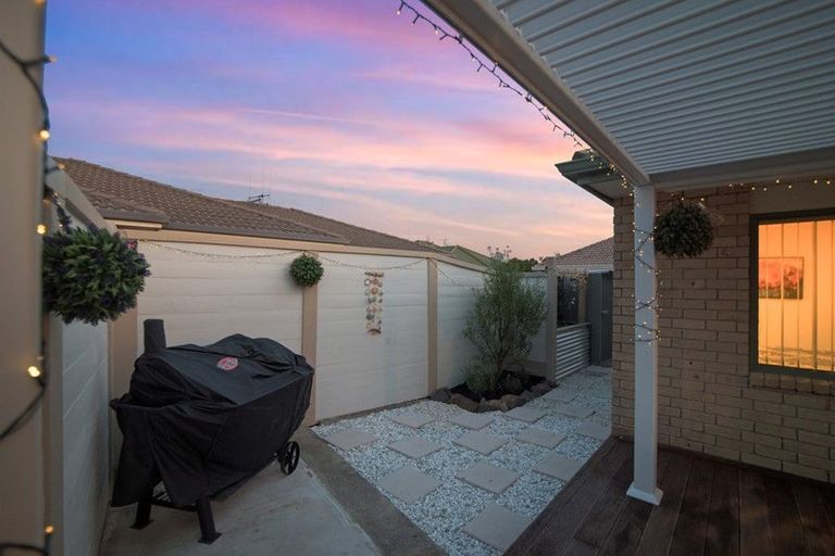 Photo of property in 7 Denny Hulme Drive, Mount Maunganui, 3116