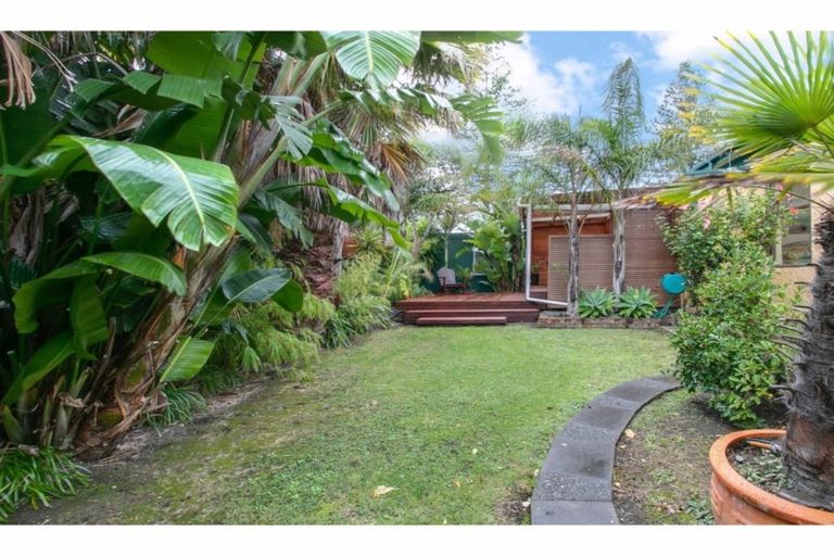 Photo of property in 90 Te Awa Avenue, Te Awa, Napier, 4110