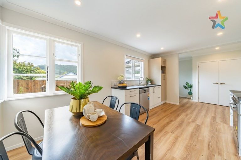 Photo of property in 110b Wellington Road, Wainuiomata, Lower Hutt, 5014