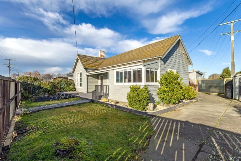 Photo of property in 71 Mckenzie Street, Geraldine, 7930