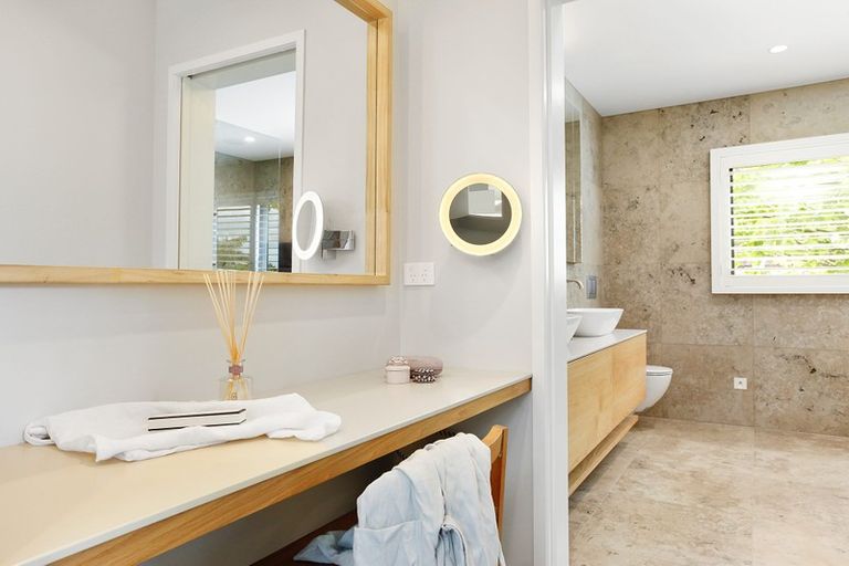 Photo of property in 106a Godden Crescent, Mission Bay, Auckland, 1071