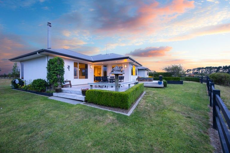 Photo of property in 25 Paradise Avenue, Feilding, 4775