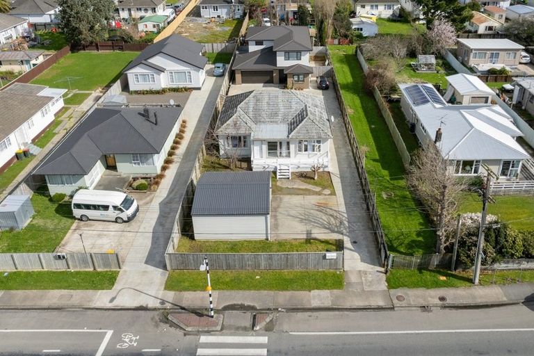 Photo of property in 183 Wainuiomata Road, Wainuiomata, Lower Hutt, 5014
