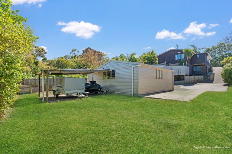 Photo of property in 113 Vipond Road, Stanmore Bay, Whangaparaoa, 0932