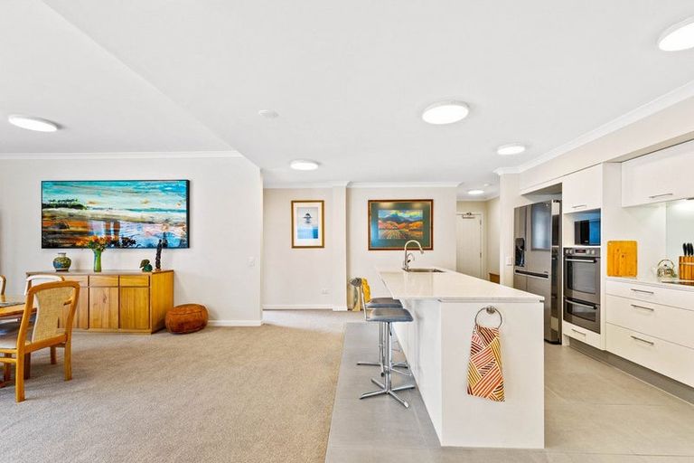 Photo of property in 77 Parkside Drive, Orewa, 0931