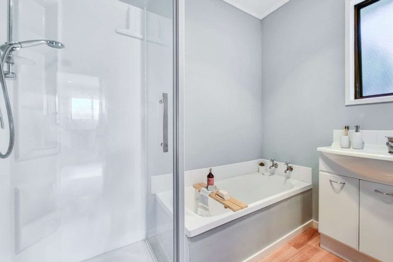 Photo of property in 4 Tennyson Drive, Owhata, Rotorua, 3010