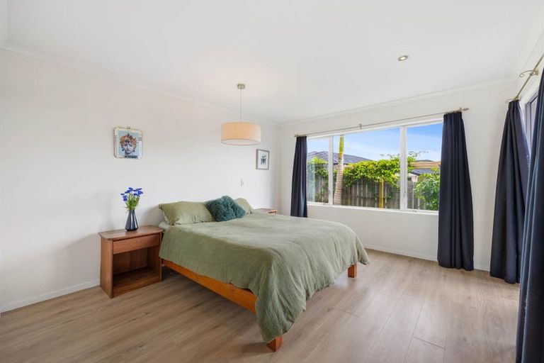 Photo of property in 60 Mili Way South, Ranui, Auckland, 0612