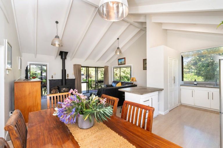 Photo of property in 9 Redwood Place, Te Awanga, 4102