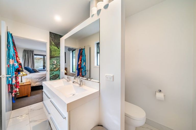 Photo of property in 15 Pacific View, Whitby, Porirua, 5024