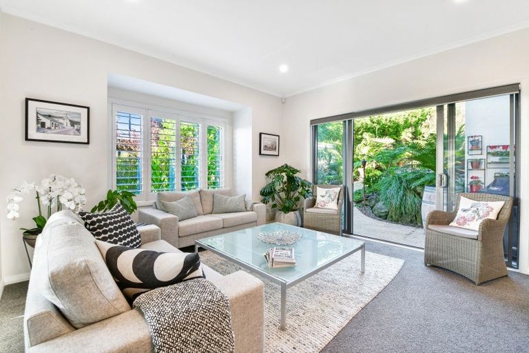 Photo of property in 96 Arran Point Parade, Orewa, 0931