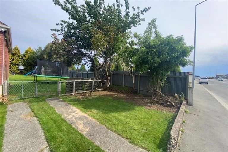 Photo of property in 443 Tay Street, Turnbull Thomson Park, Invercargill, 9810