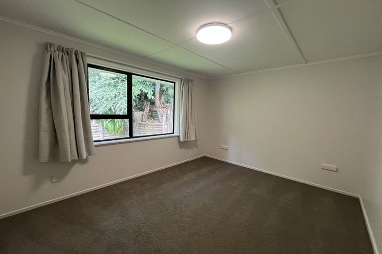 Photo of property in 83 Awanui Street, Merrilands, New Plymouth, 4312