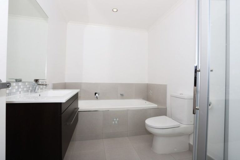 Photo of property in 68 Manuel Road, Silverdale, 0932