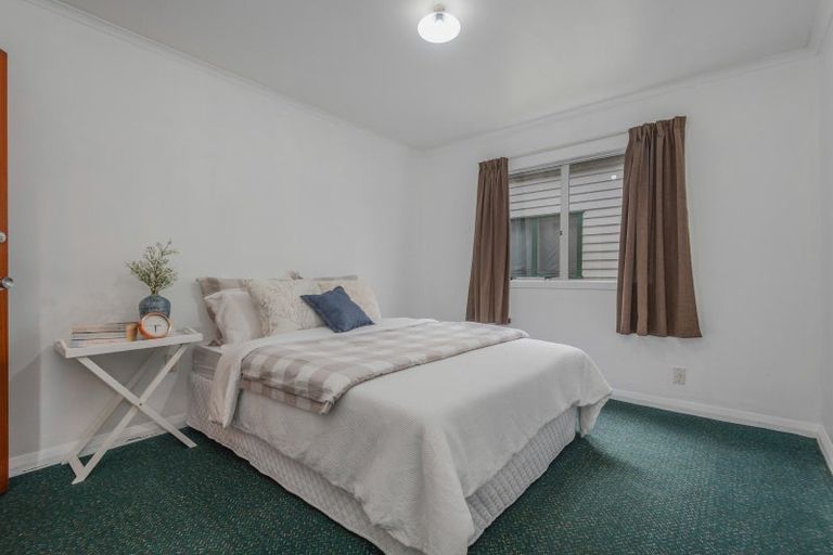 Photo of property in 16 Seaforth Avenue, Milson, Palmerston North, 4414