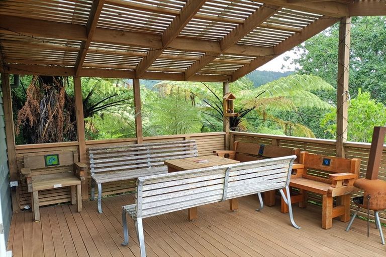 Photo of property in 17a Blue Mountains Road, Silverstream, Upper Hutt, 5019