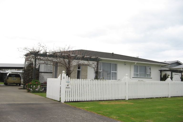 Photo of property in 3 Durham Road, Springvale, Whanganui, 4501