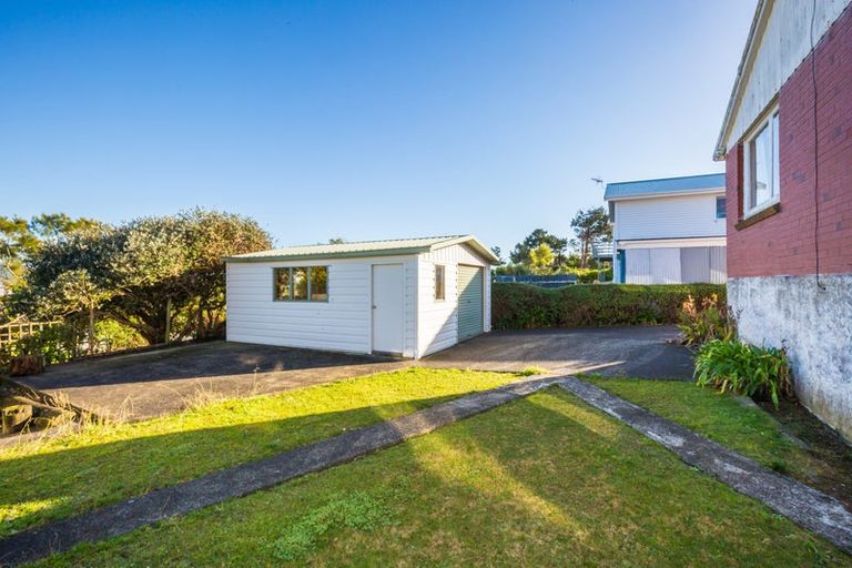 Photo of property in 59 Waihora Crescent, Waitangirua, Porirua, 5024