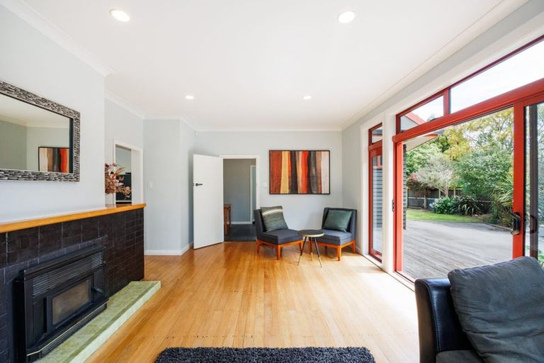 Photo of property in 230 Victoria Avenue, Hokowhitu, Palmerston North, 4410