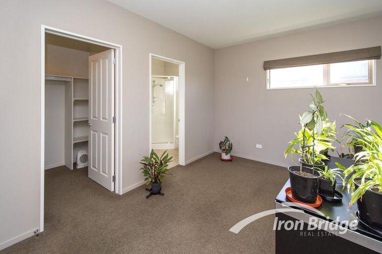 Photo of property in 11 Papawai Drive, Rangiora, 7400