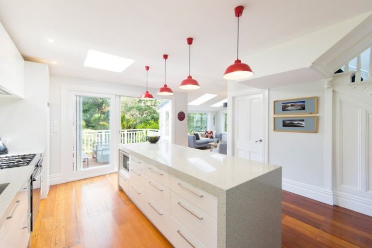 Photo of property in 44 Sussex Street, Grey Lynn, Auckland, 1021