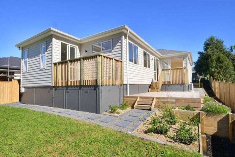 Photo of property in 62 Matua Road, Huapai, Kumeu, 0810
