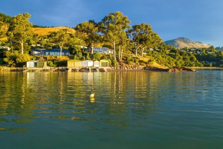 Photo of property in 425 Marine Drive, Charteris Bay, Lyttelton, 8971