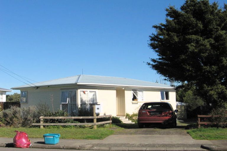Photo of property in 56 Cargill Street, Papakura, 2110