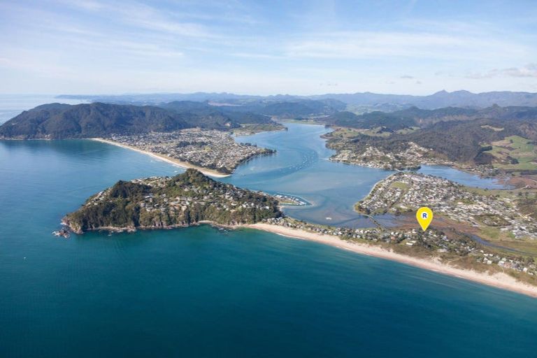 Photo of property in 163 Ocean Beach Road, Tairua, 3508