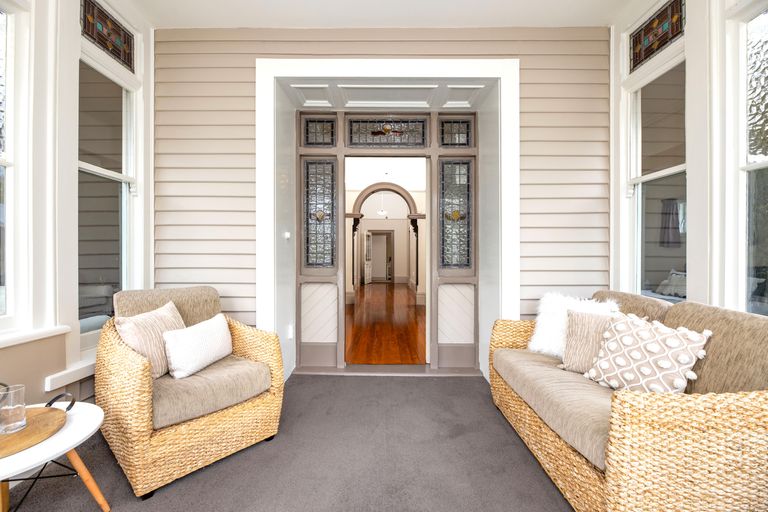 Photo of property in 2/96 Kerrs Road, Avonside, Christchurch, 8061