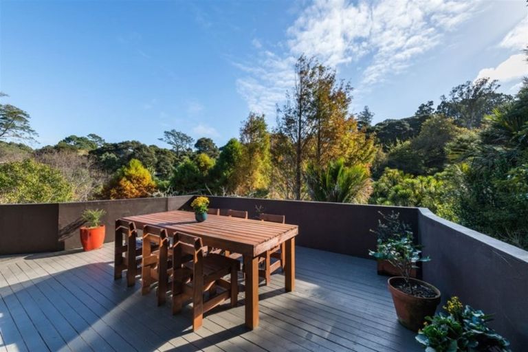 Photo of property in 69 Paturoa Road, Titirangi, Auckland, 0604