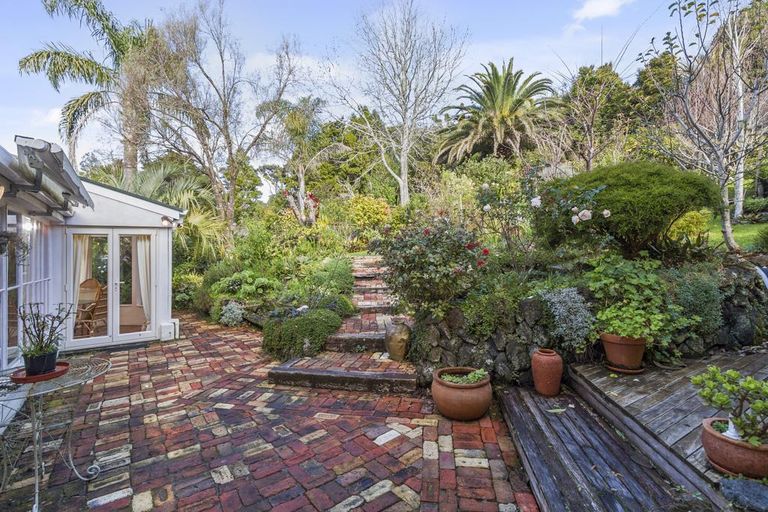 Photo of property in 773 South Titirangi Road, Titirangi, Auckland, 0604