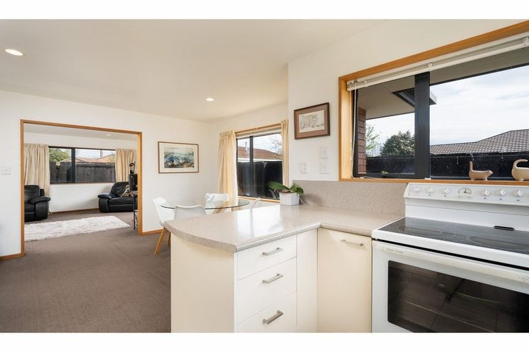 Photo of property in 2/59 Bevington Street, Avonhead, Christchurch, 8042