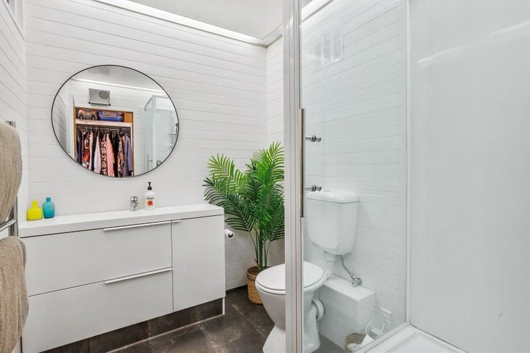 Photo of property in 54 Cliffs Road, Saint Clair, Dunedin, 9012