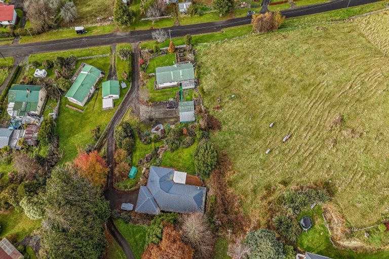 Photo of property in 26 Hukaroa Road, Raetihi, 4632