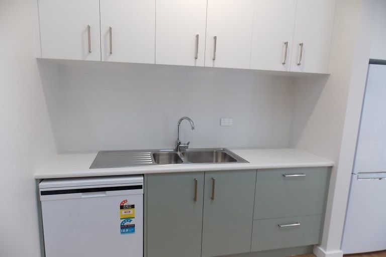 Photo of property in 25 Everton Terrace, Kelburn, Wellington, 6012