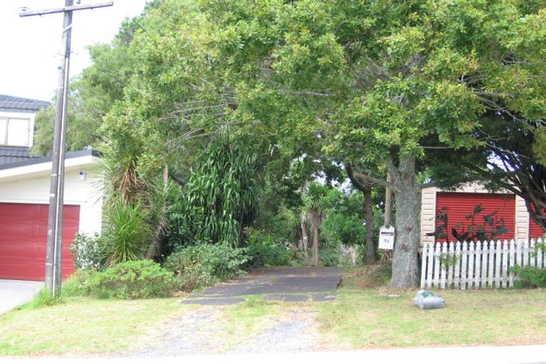 Photo of property in 1a Verbena Road, Birkdale, Auckland, 0626