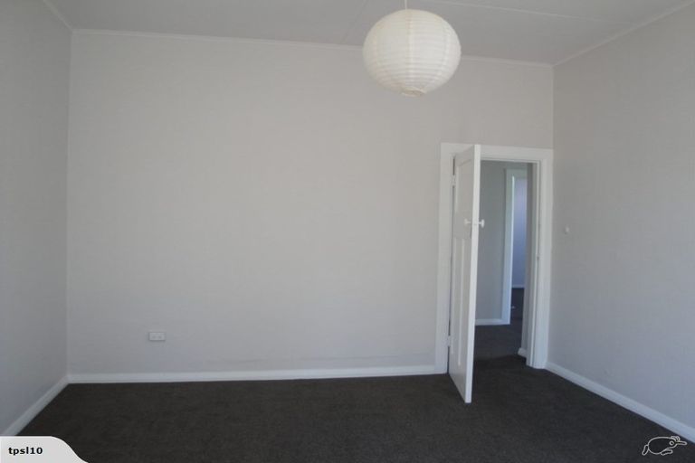 Photo of property in 21 Disley Street, Highbury, Wellington, 6012