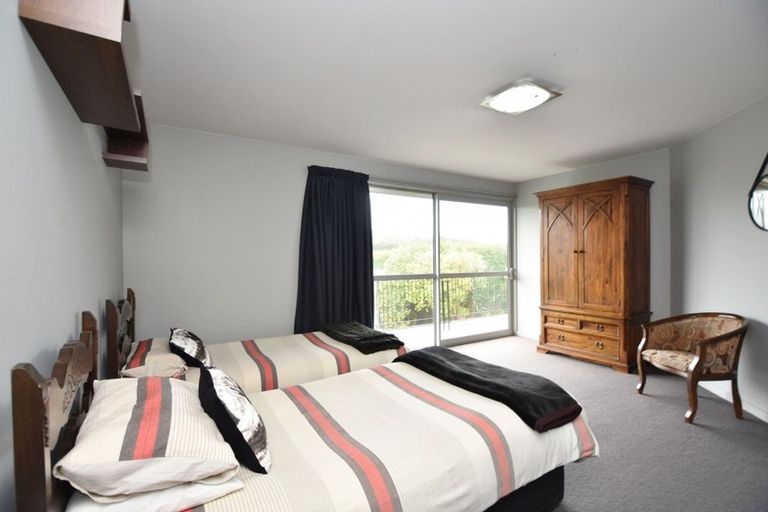 Photo of property in 225 Oreti Road, Otatara, Invercargill, 9879