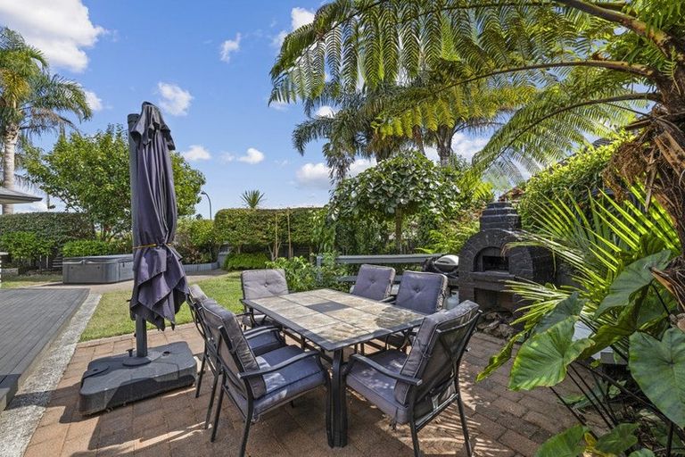 Photo of property in 2 Merlot Place, Rototuna, Hamilton, 3210