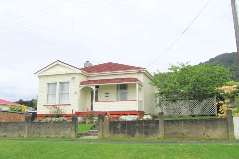 Photo of property in 42 Puriri Street, Te Aroha, 3320