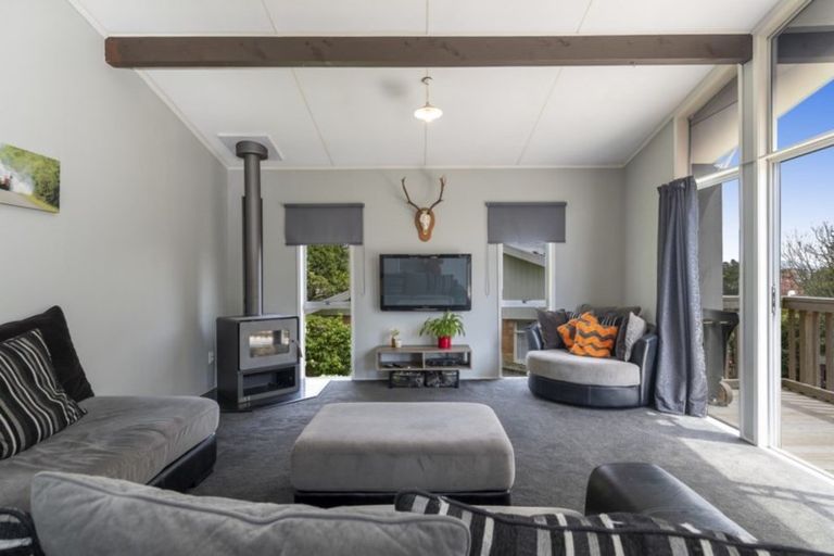 Photo of property in 9 Dunton Drive, Welcome Bay, Tauranga, 3112